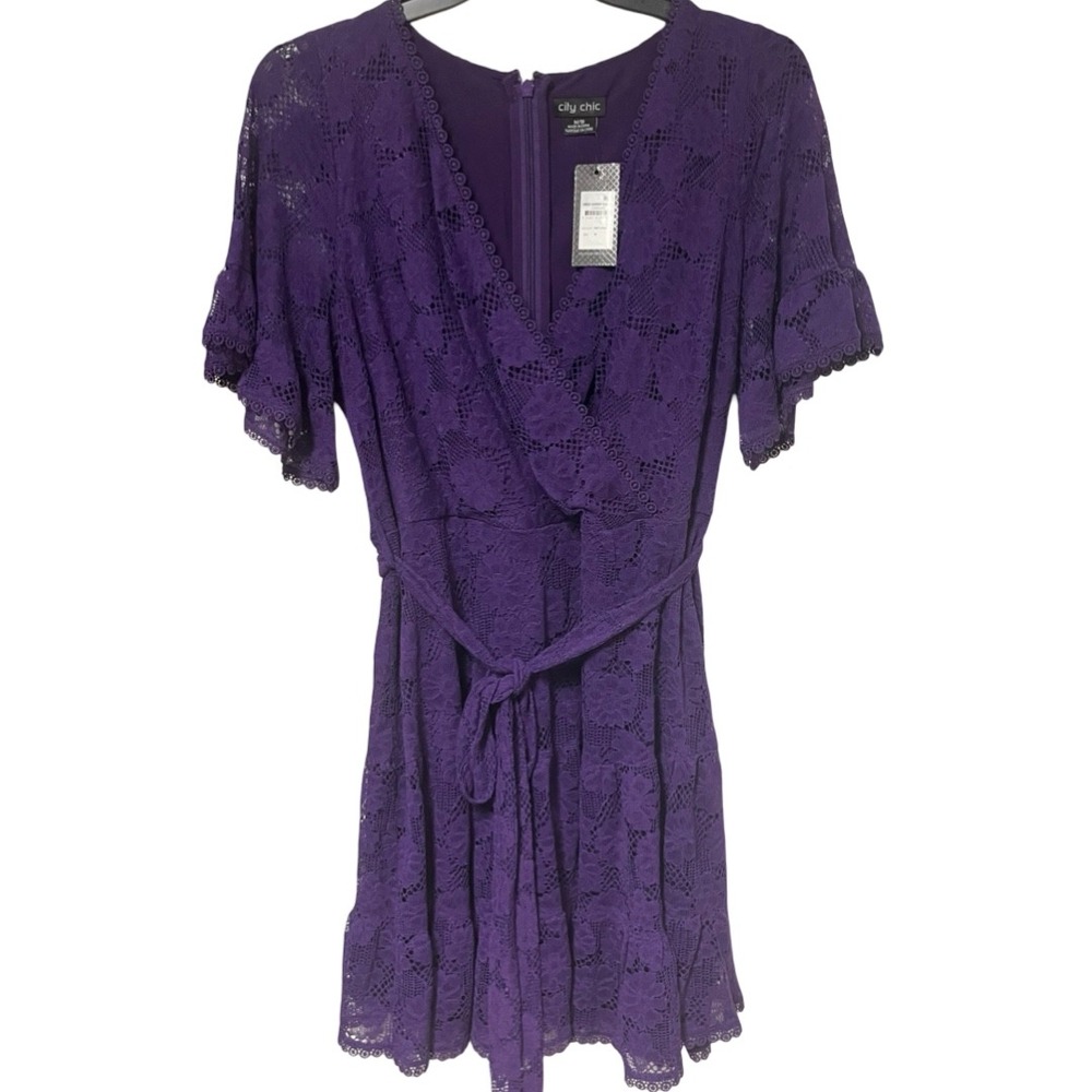 NWT City Chic Garden Kisses Lace Dress Petunia Purple Knee‎ Length Size 18